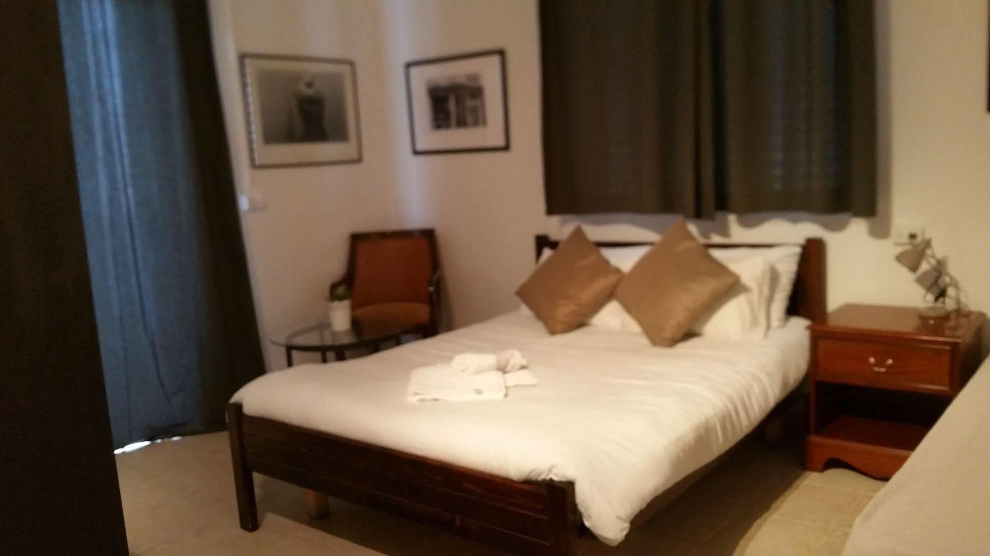Eden Hotel Haifa Bagian luar foto