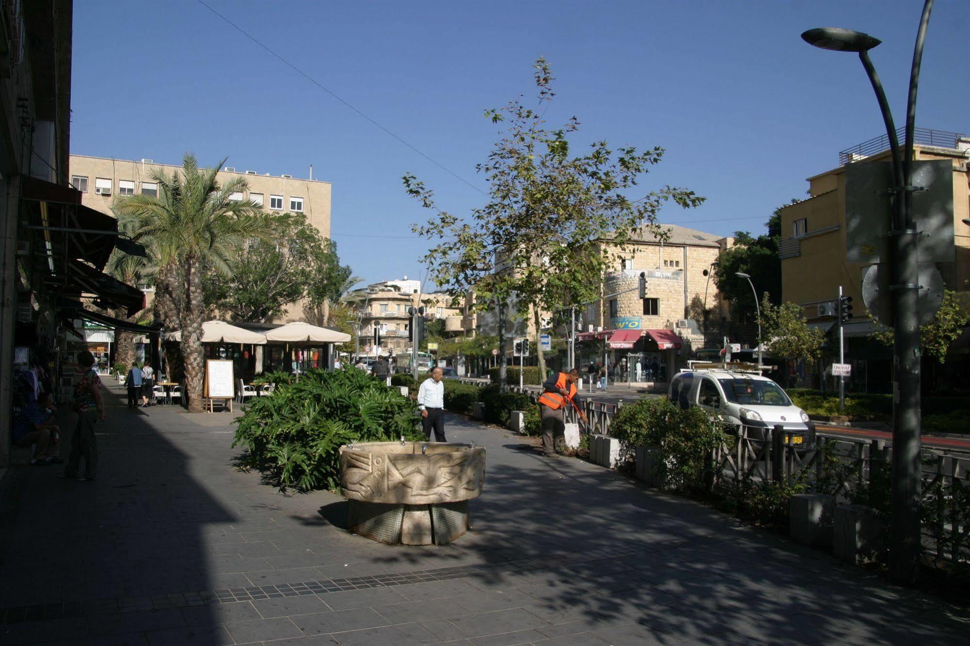 Eden Hotel Haifa Bagian luar foto